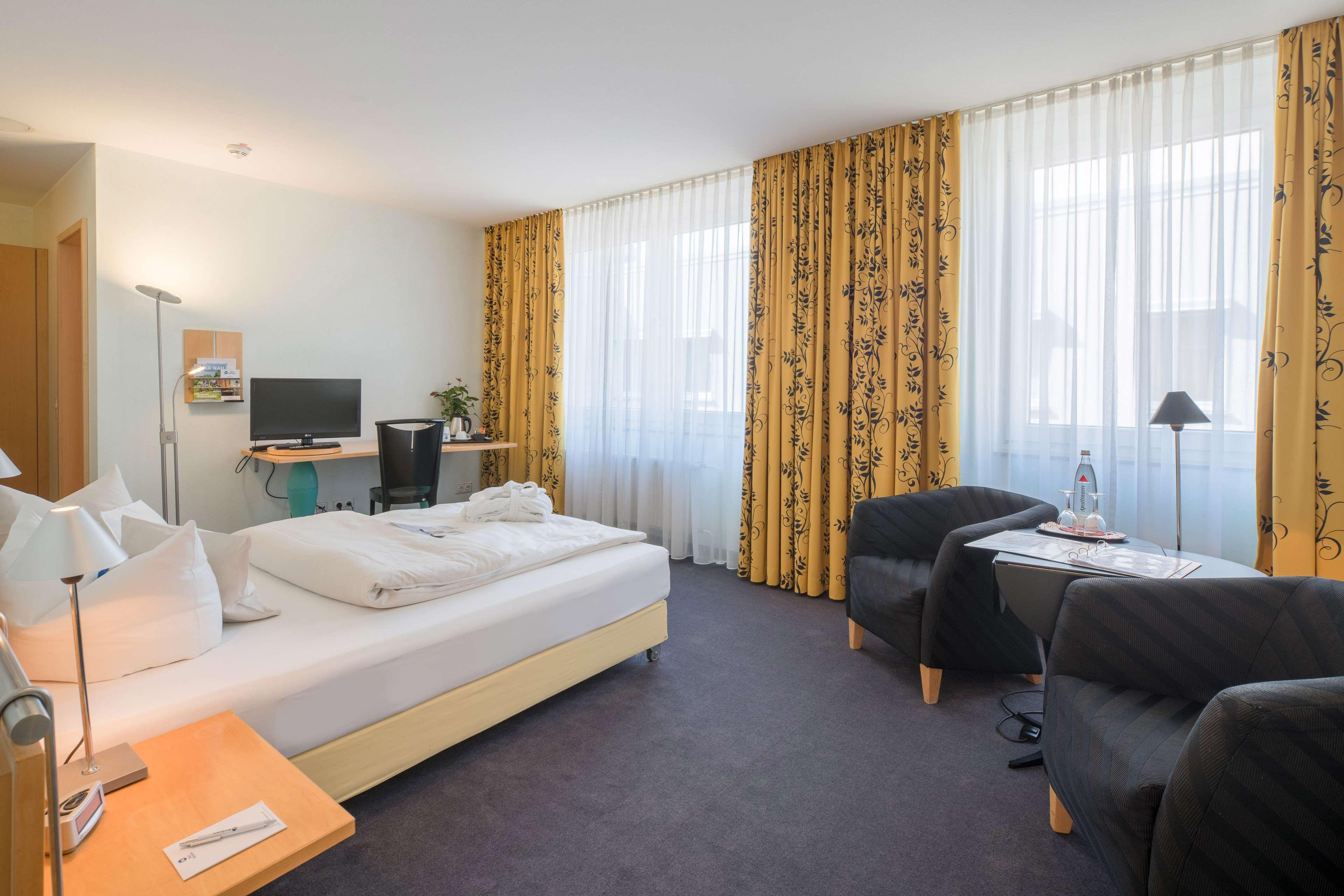 Best Western Hotel Im Forum Muelheim มึลไฮม์ อันแดร์ รัวร์ ภายนอก รูปภาพ