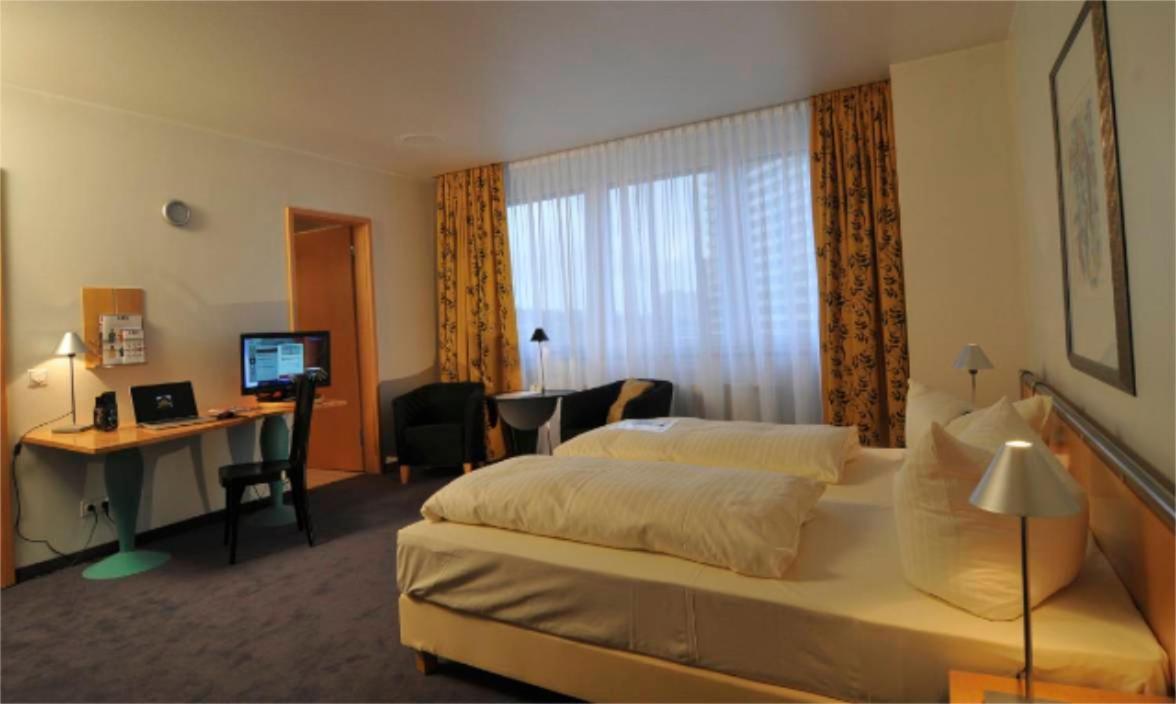 Best Western Hotel Im Forum Muelheim มึลไฮม์ อันแดร์ รัวร์ ภายนอก รูปภาพ